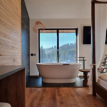 Chillax 亚布卢尼齐亚