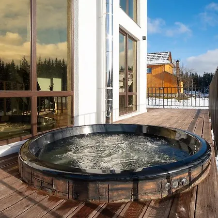 Chillax Chalet Yablunytsia