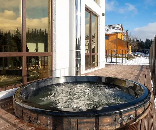 Chillax Chalet Yablunytsya